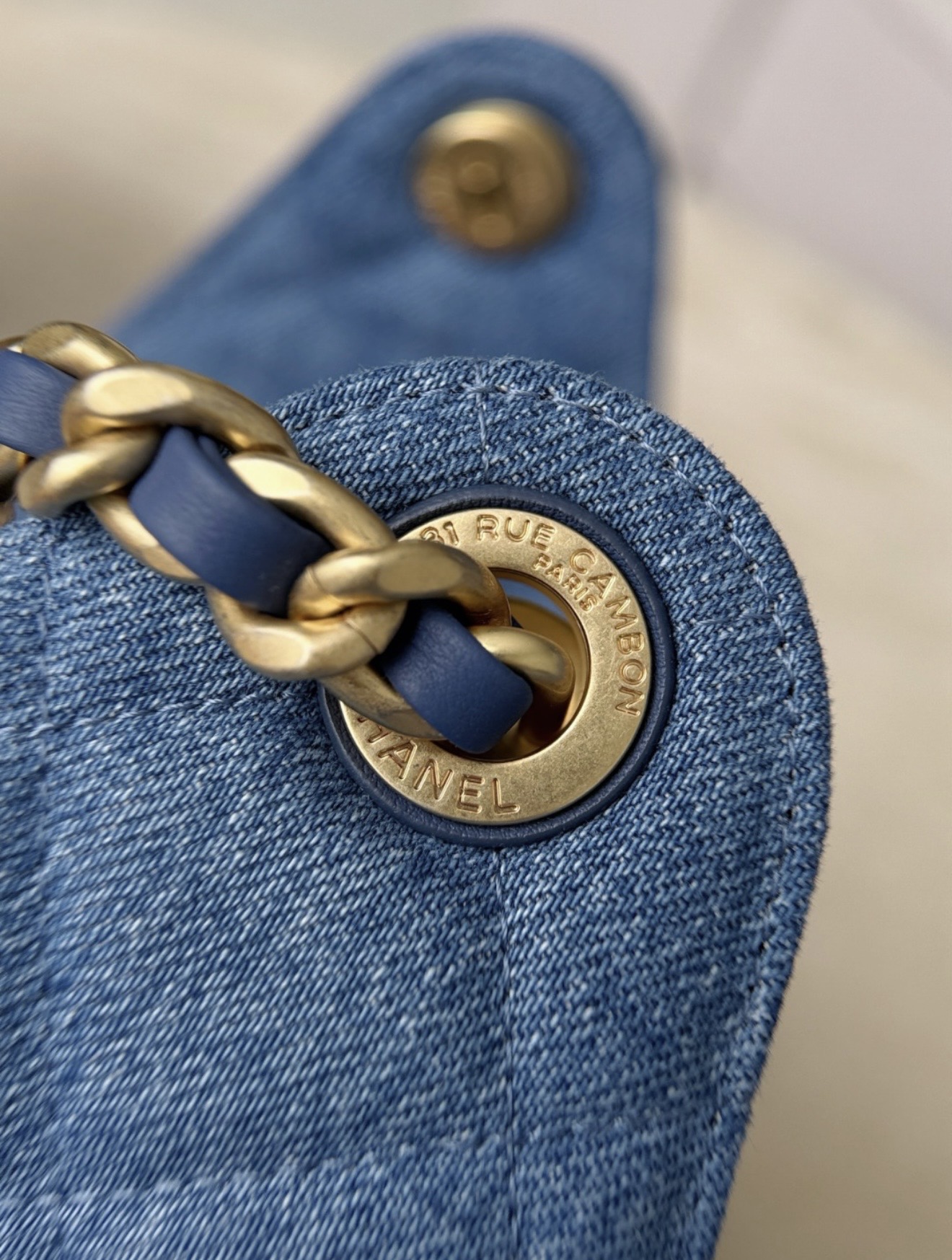 Chanel 25 - Blue — صورة 4 من 9