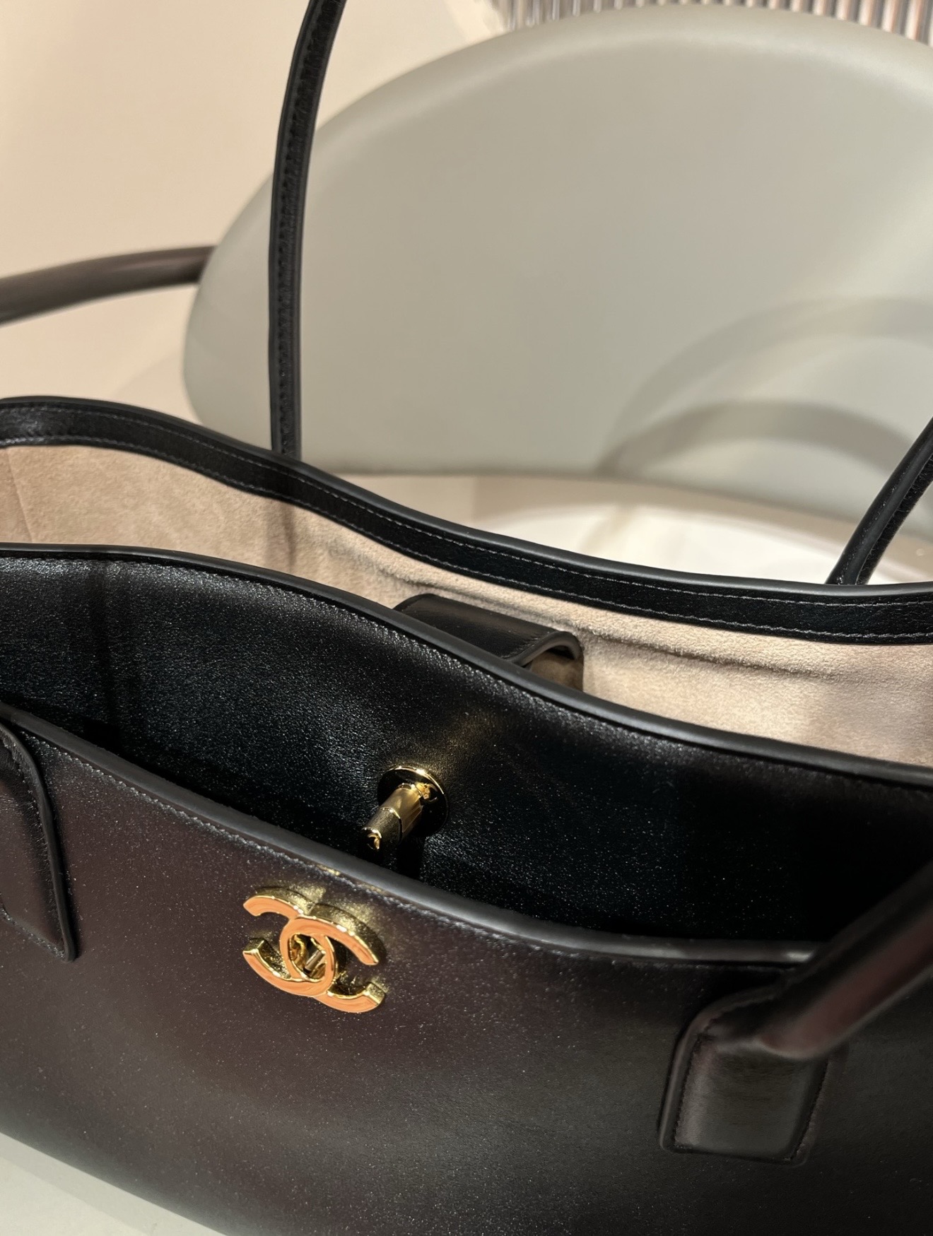 Coco Shopping - Black — صورة 6 من 7