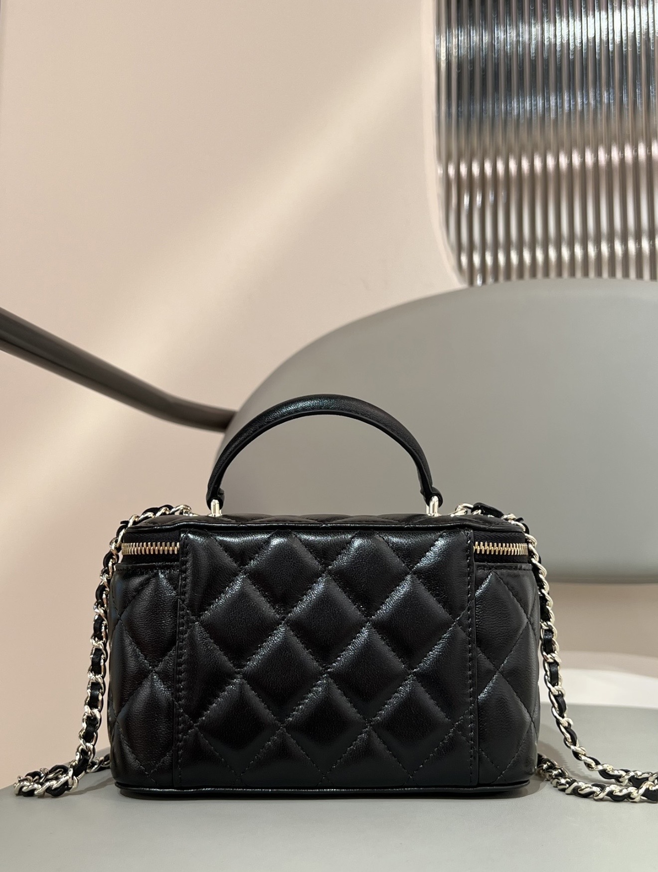 Cosmetic black — صورة 5 من 7