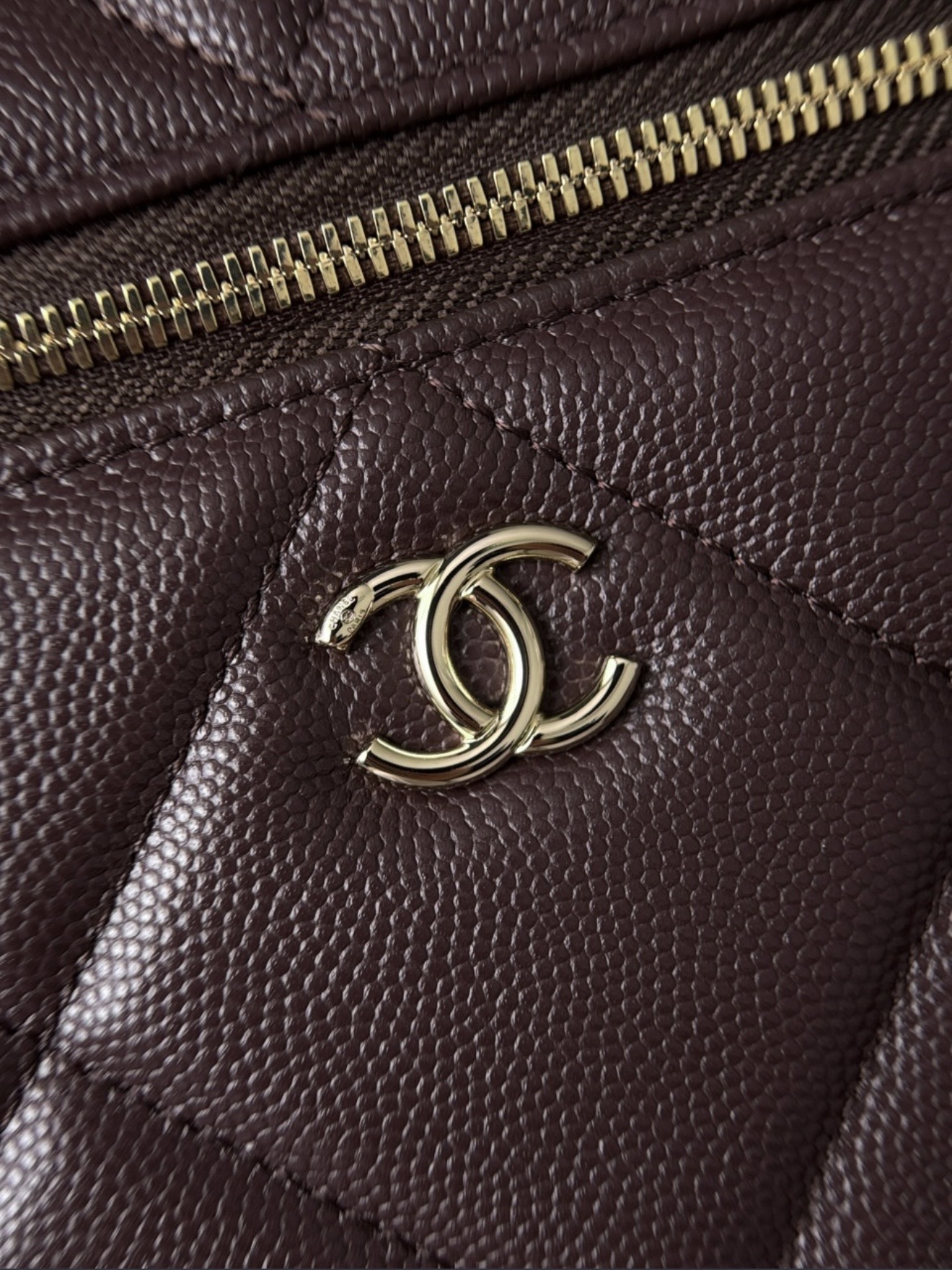 Vanity - Burgundy — صورة 7 من 9