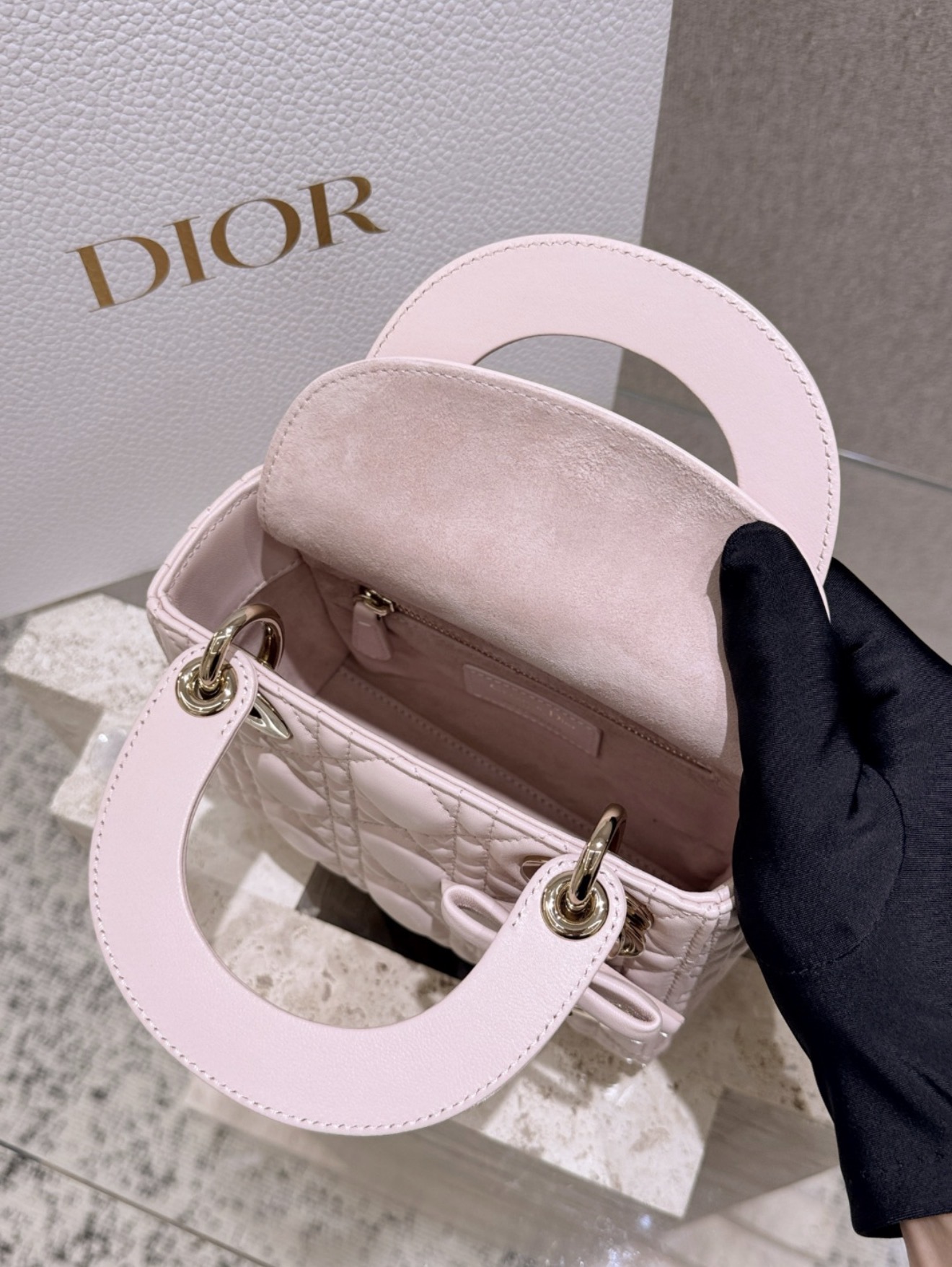 Lady Dior - Mini pink — صورة 2 من 9
