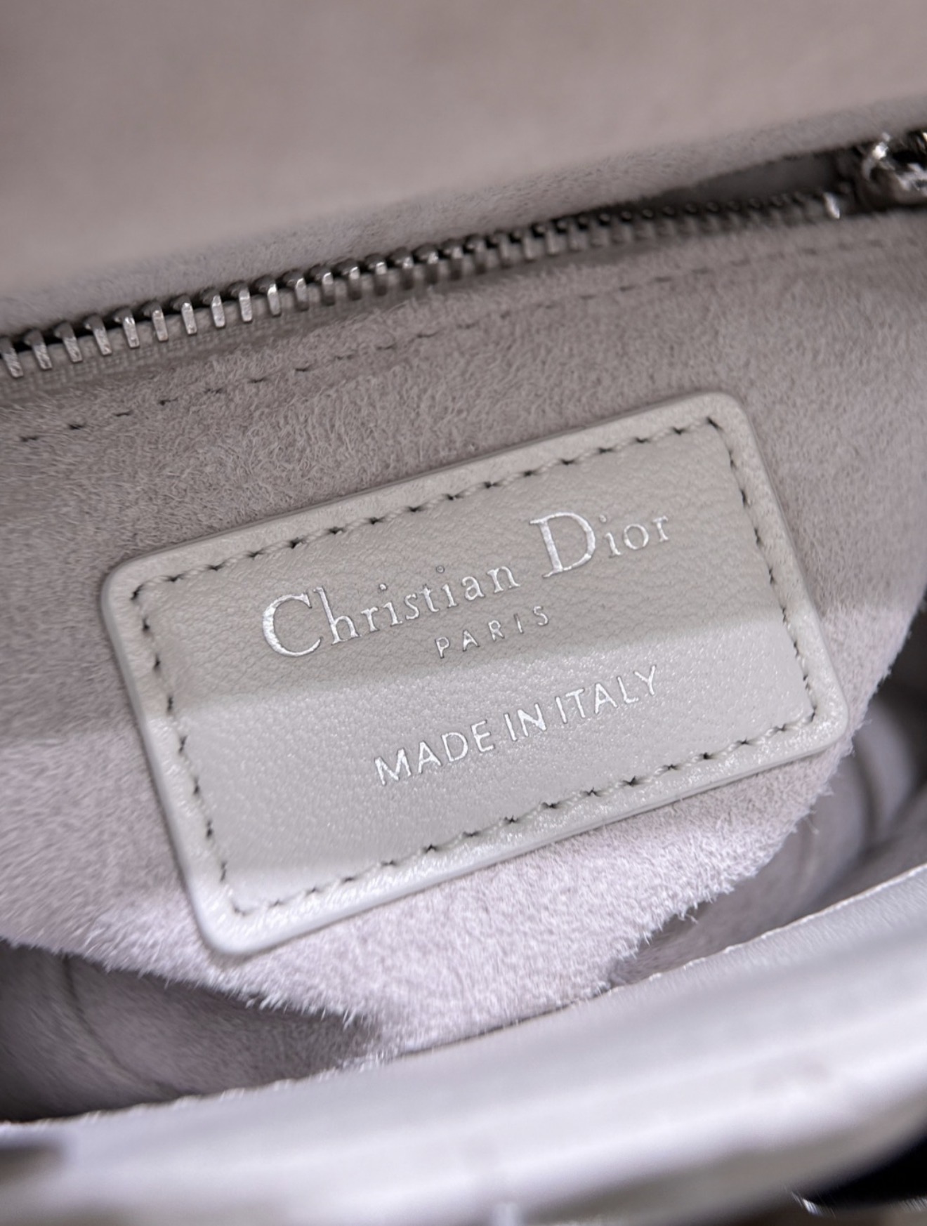 Lady Dior - Mini Panda — صورة 6 من 9