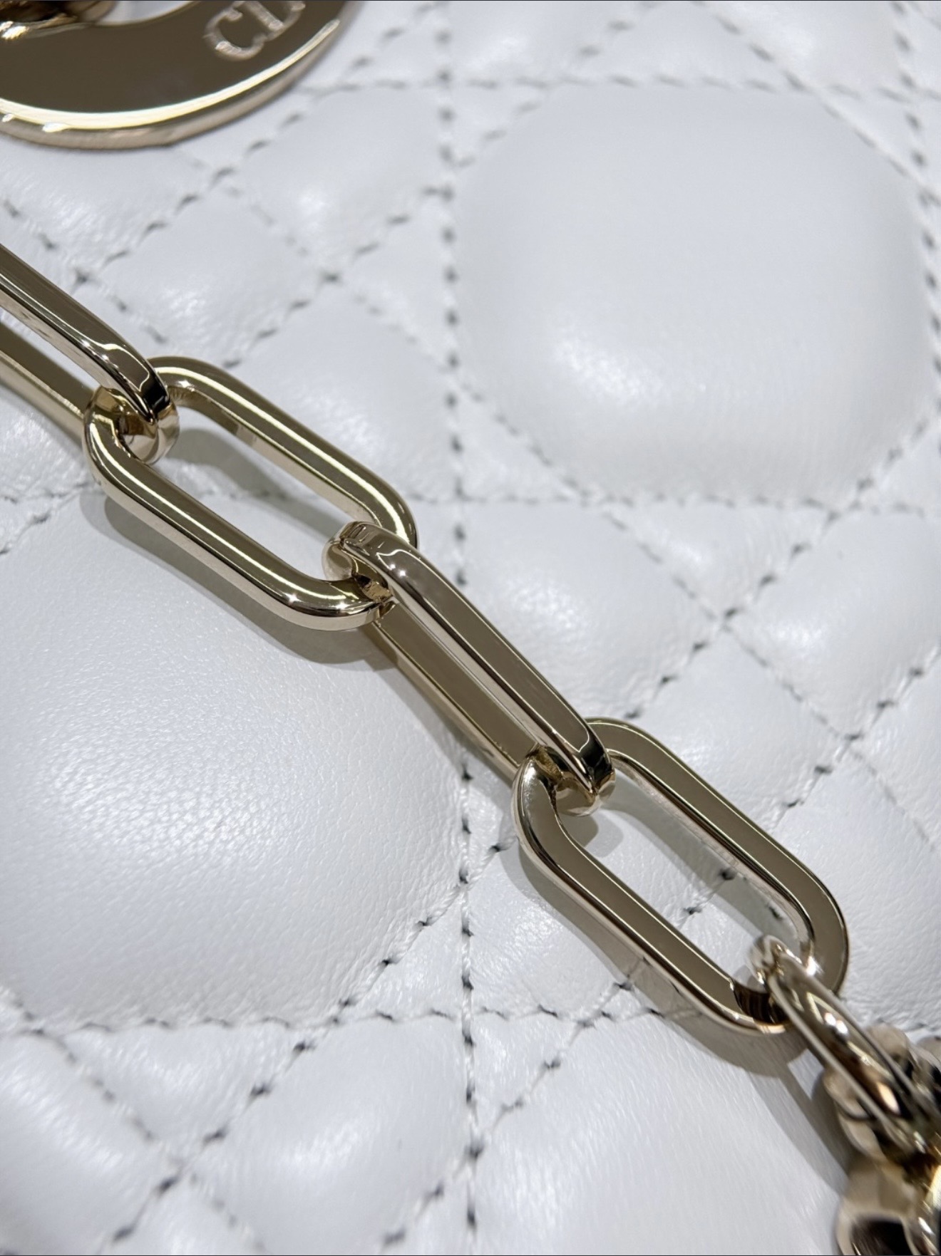 D-Joy Small White — صورة 9 من 9