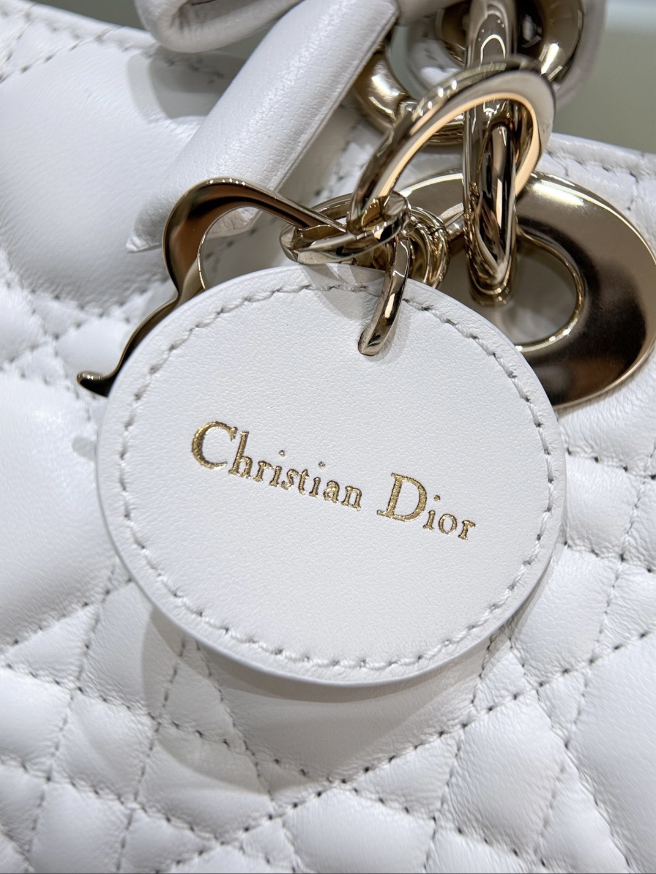 D-Joy Small White — صورة 6 من 9