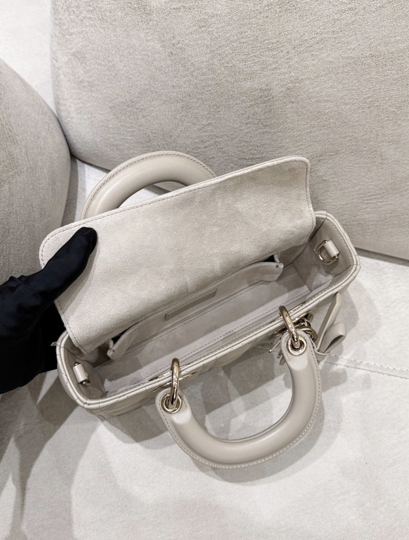 D-Joy Small Beige — صورة 2 من 9