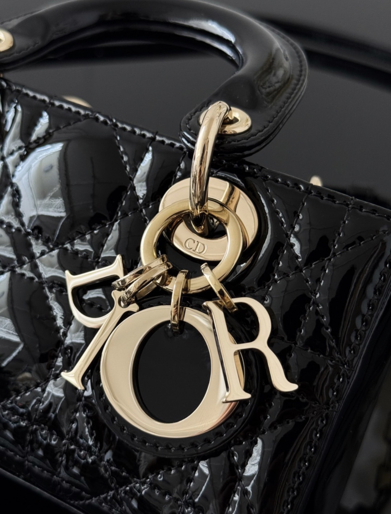 D-Joy Micro Shiny Black — صورة 2 من 9