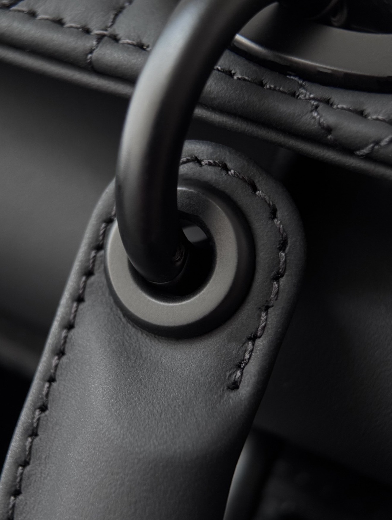 D-Joy Small Matte Black — صورة 8 من 9