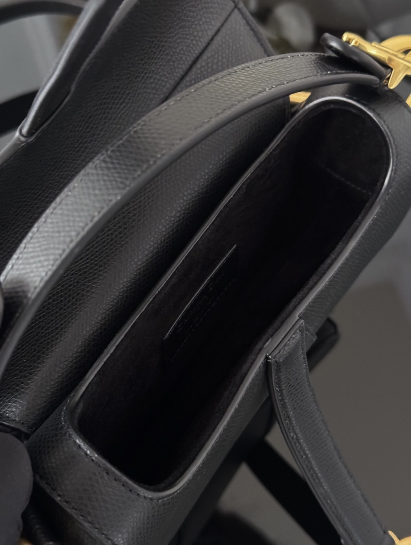 Saddle - Small Black — صورة 8 من 9