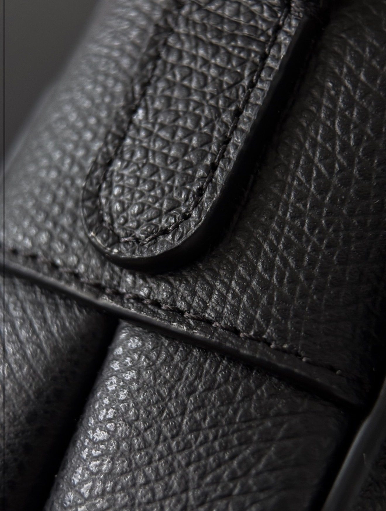 Saddle - Small Black — صورة 9 من 9
