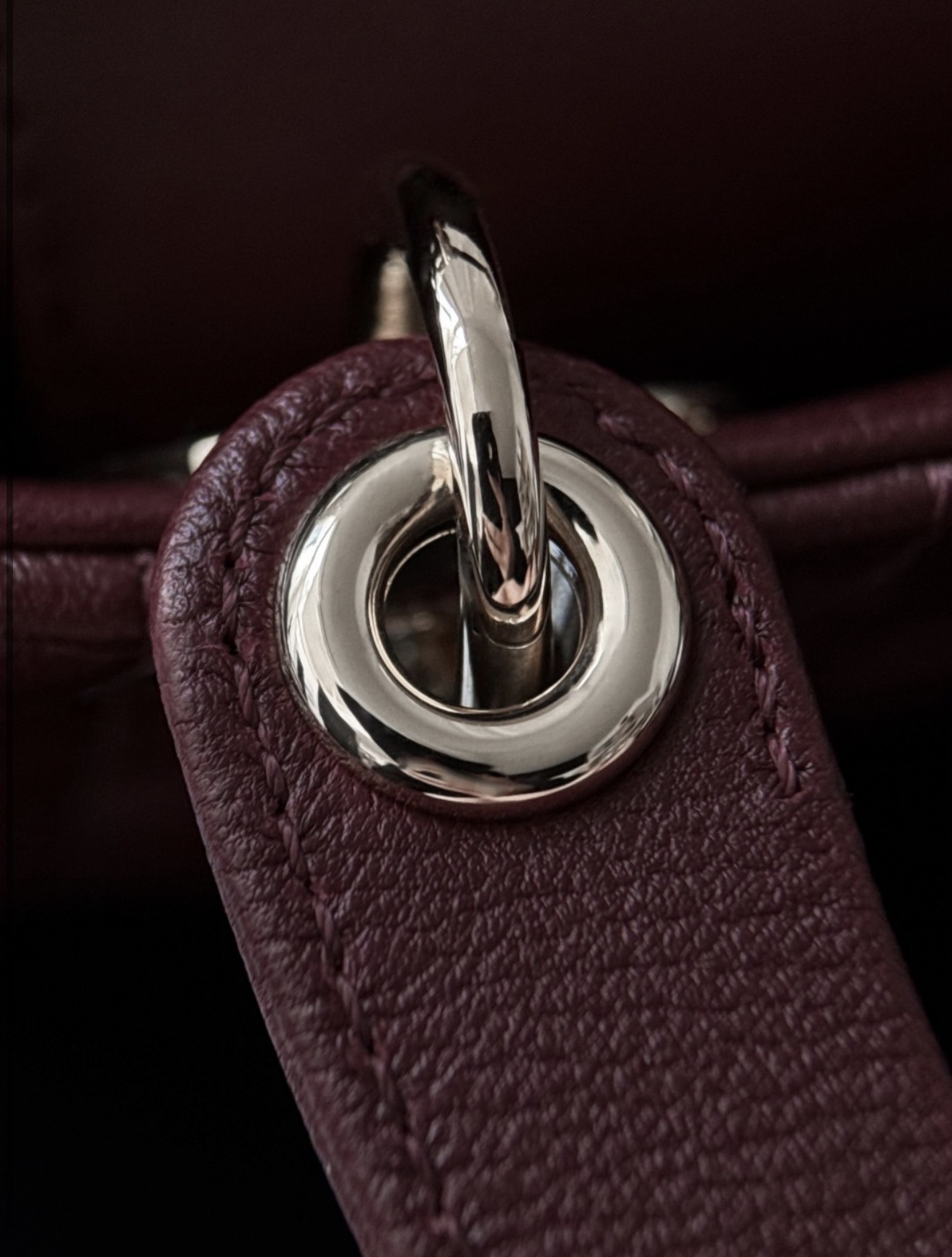 Lady Dior - Micro Burgundy — صورة 3 من 9