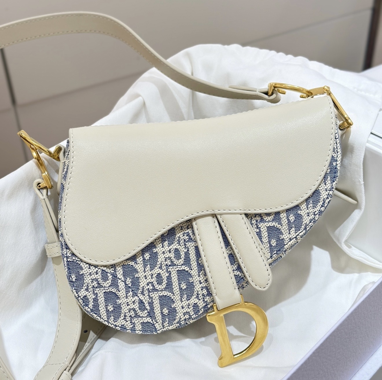 Saddle - Small Half white — صورة 9 من 9