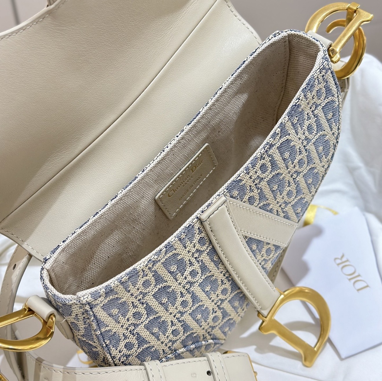 Saddle - Small Half white — صورة 3 من 9