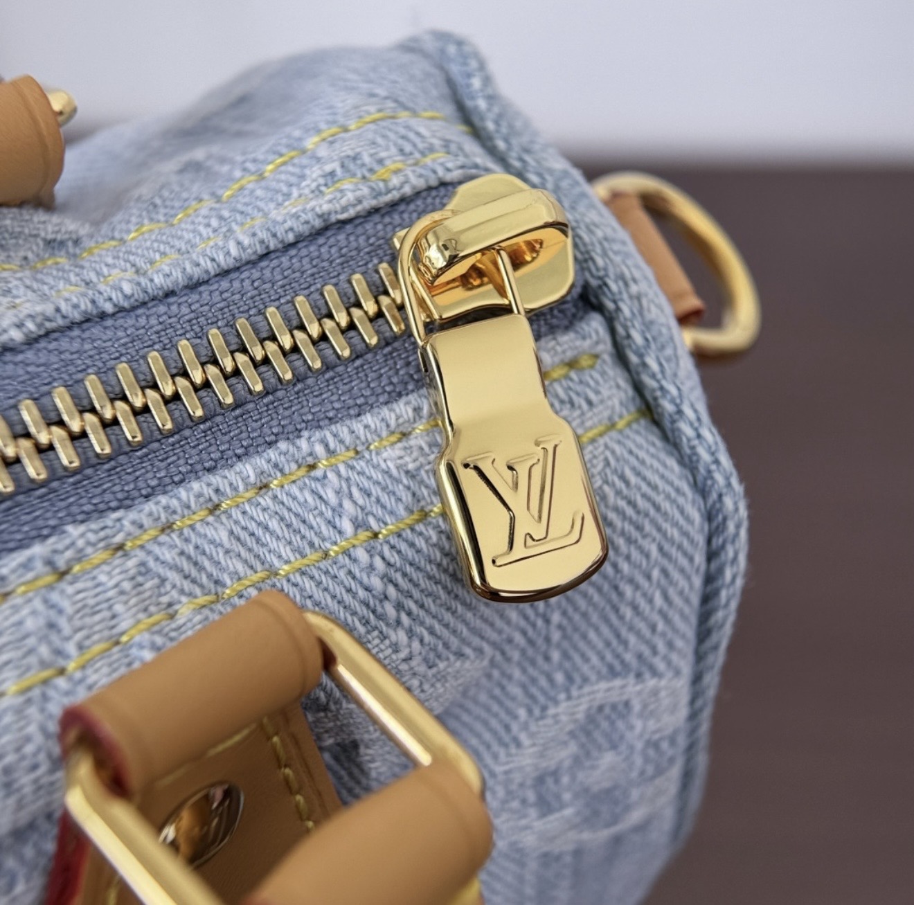 Nano Speedy Denim — صورة 2 من 9