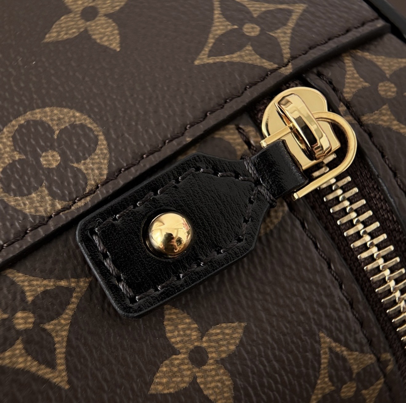 Vanity Monogram — صورة 8 من 9
