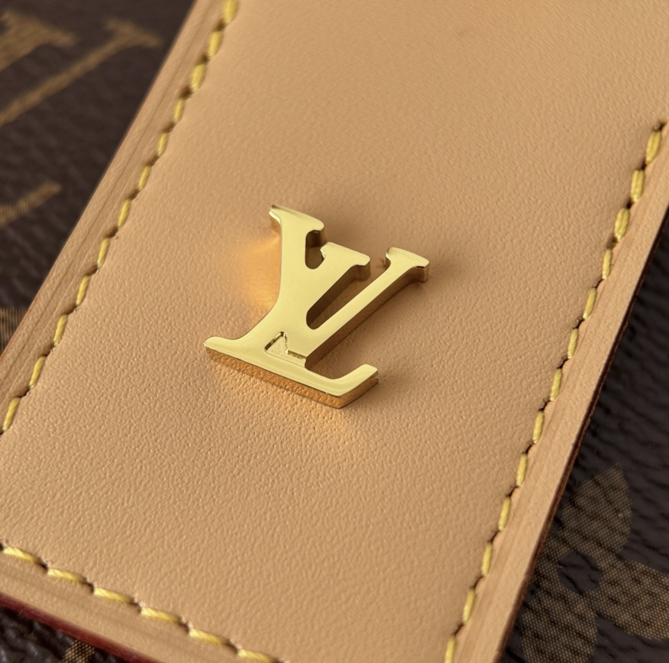 Round Mini - Lv — صورة 7 من 9