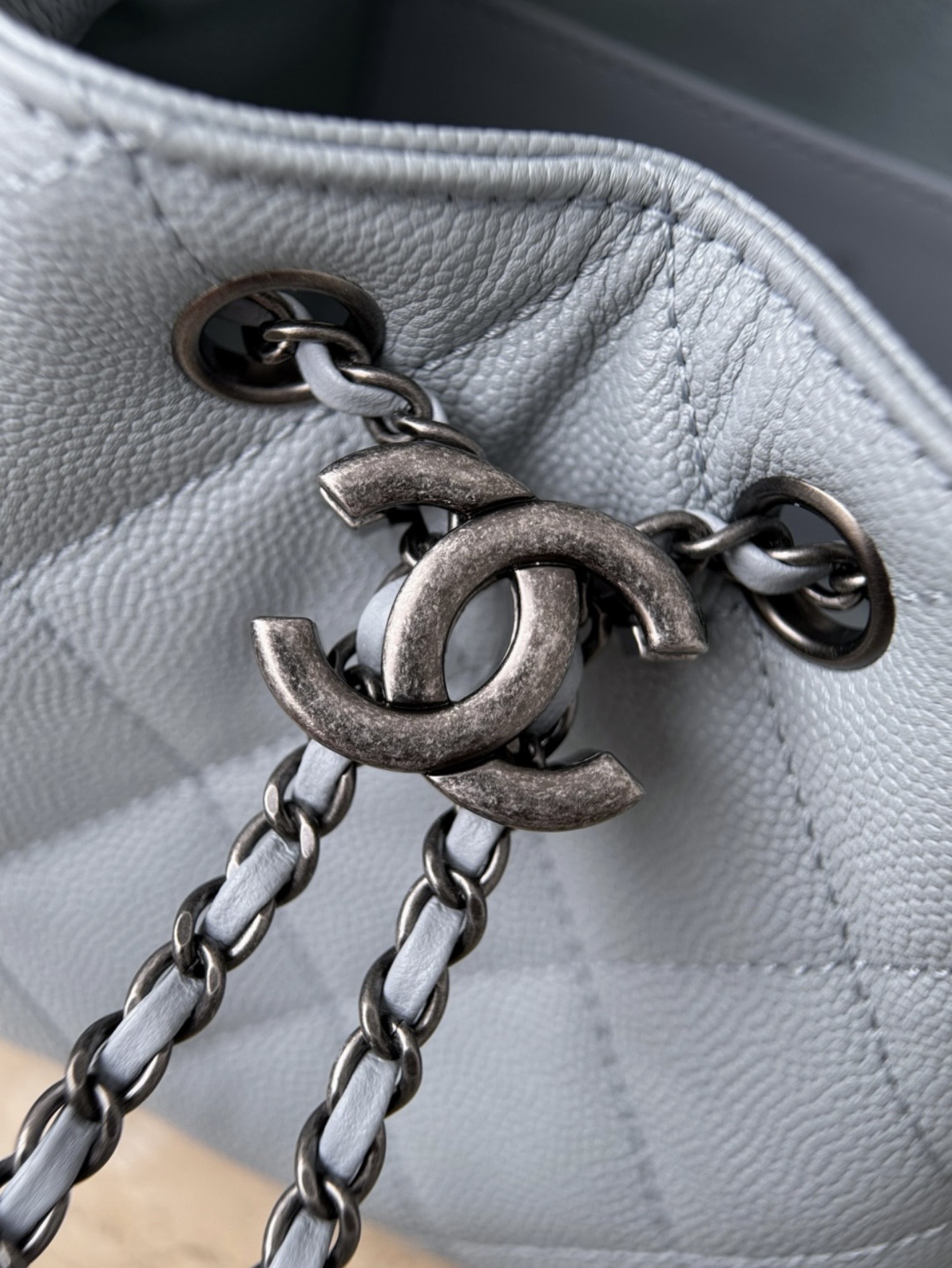 Mini Chanel 25 - Blue Gray — صورة 2 من 9