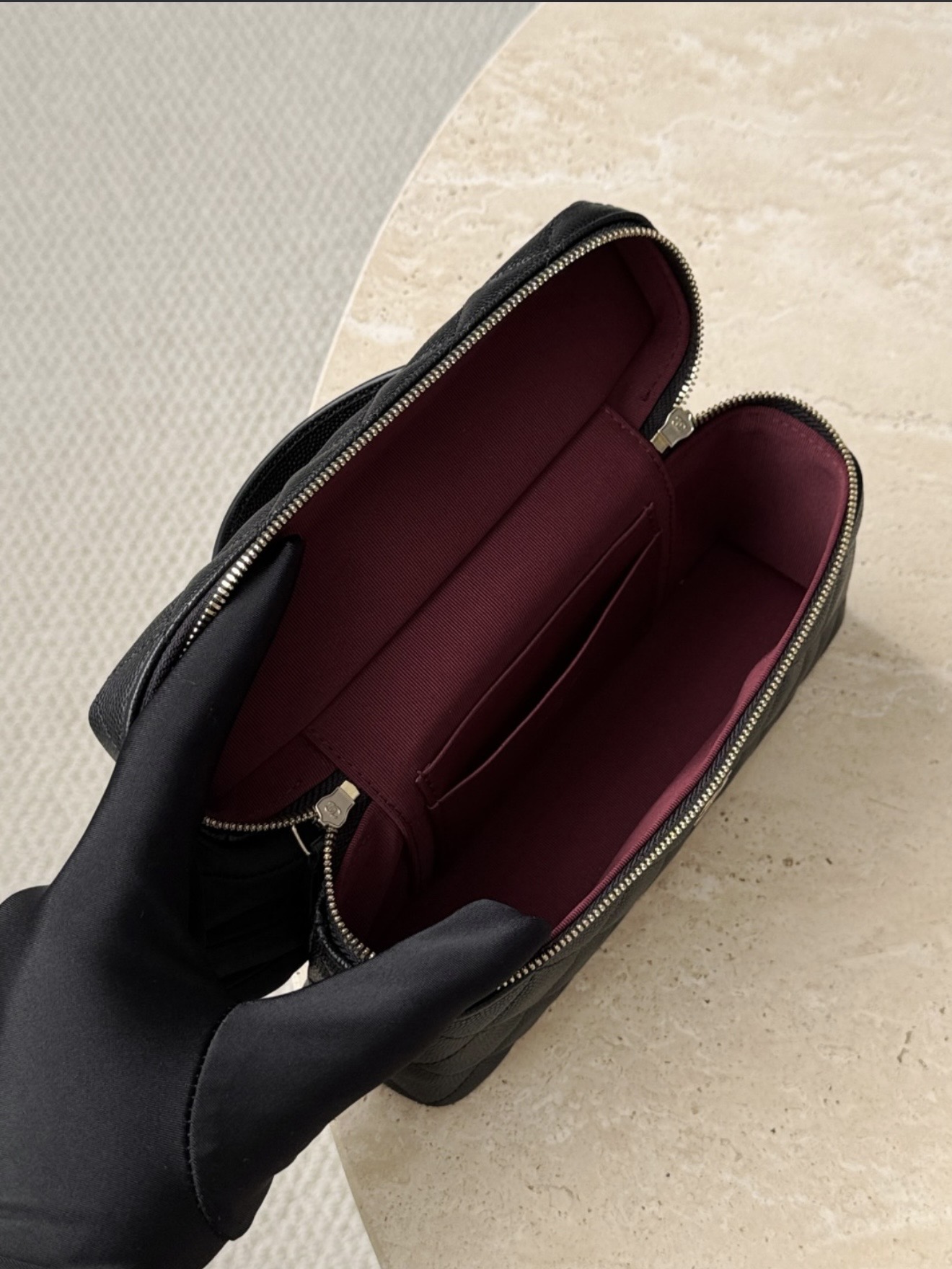 Vanity calfskin - Black — صورة 7 من 9