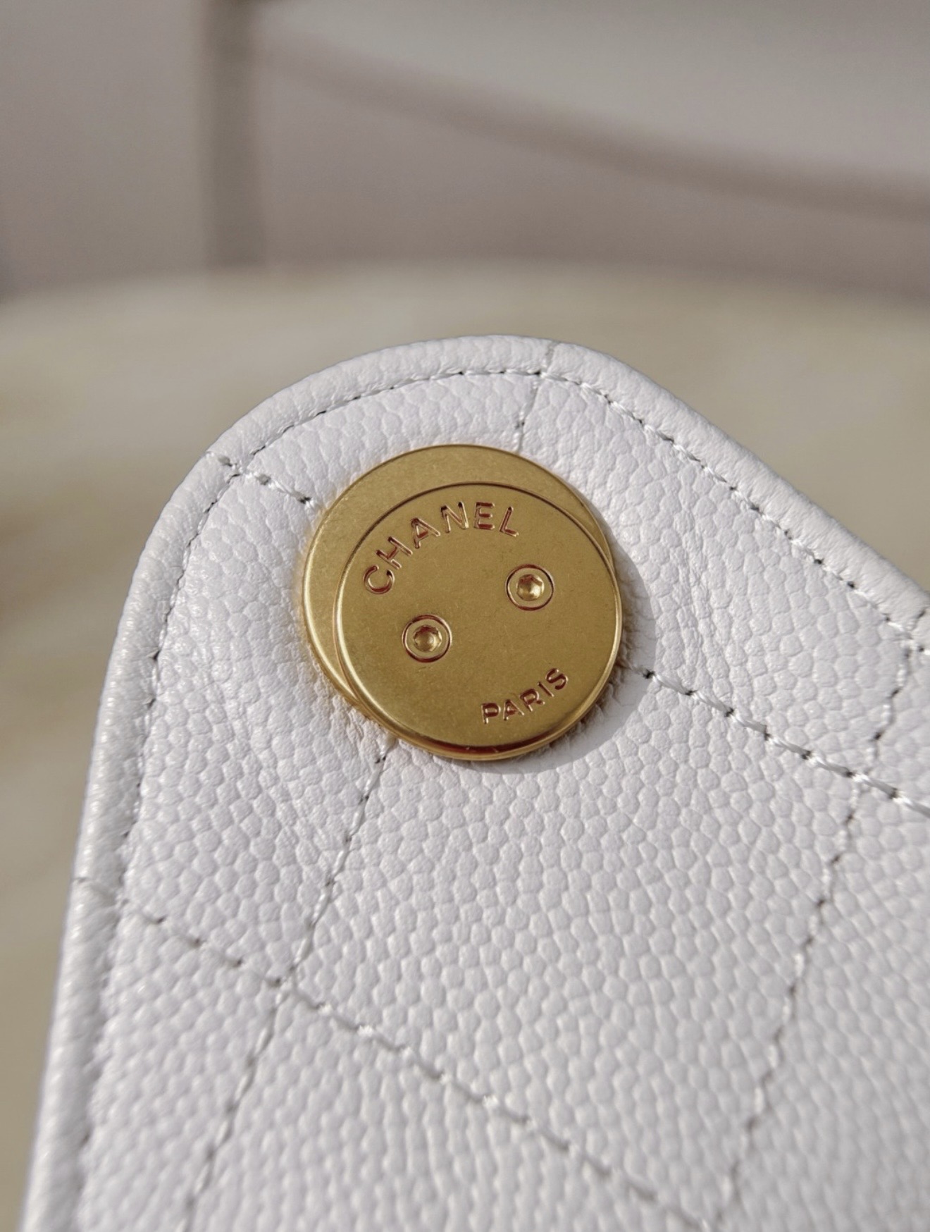 Chanel 25 - white — صورة 4 من 9