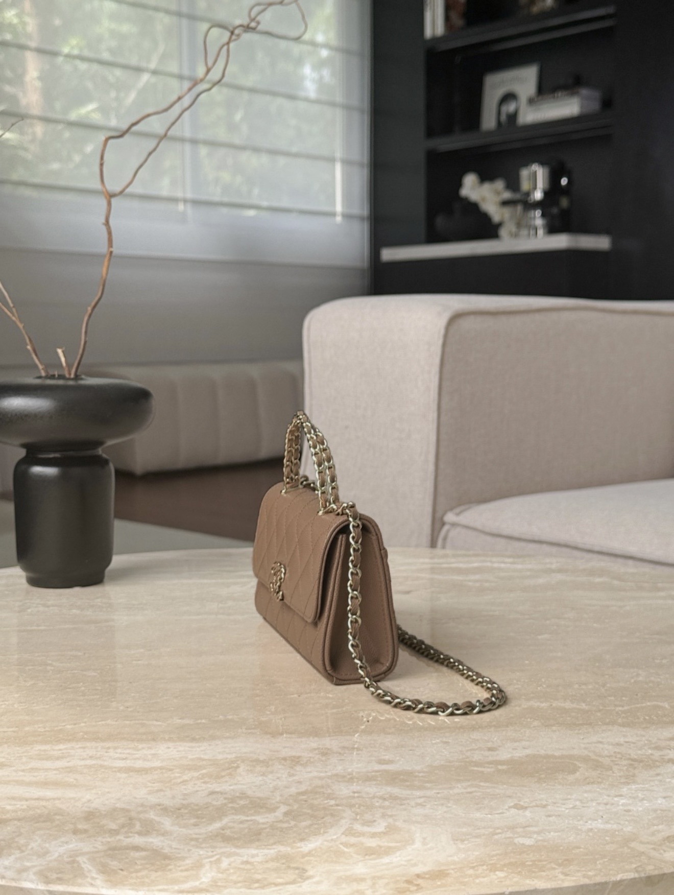 Kelly Top Handle - Brown — صورة 8 من 9