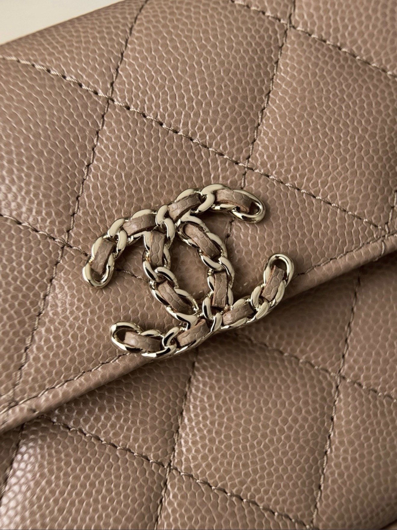 Kelly Top Handle - Brown — صورة 5 من 9