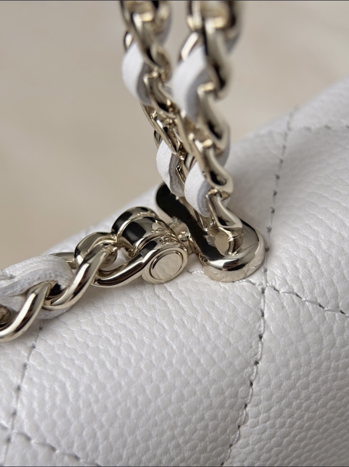 Kelly Top Handle- White — صورة 9 من 9